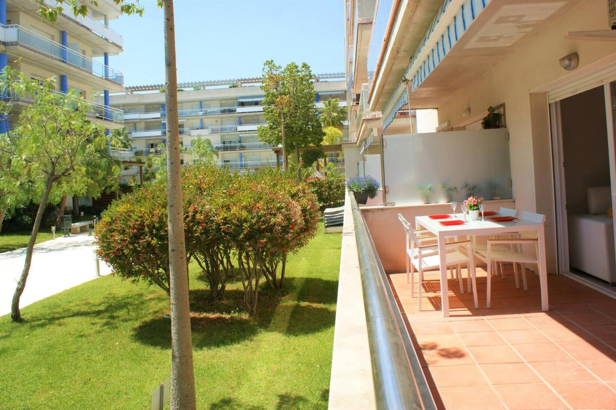 Precioso Apartamento Para 6 Personas Roses Exterior photo